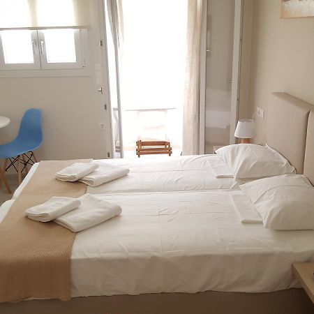 Minimalistic Studio Apartments イラクリオン エクステリア 写真