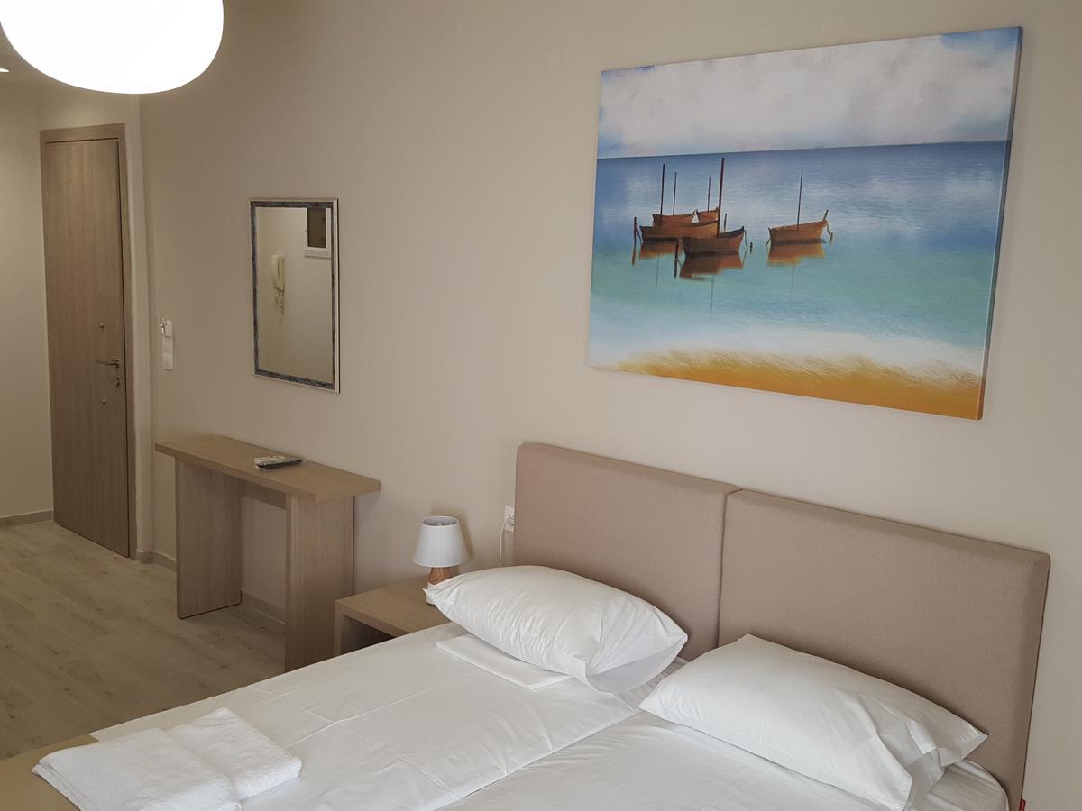 Minimalistic Studio Apartments イラクリオン エクステリア 写真