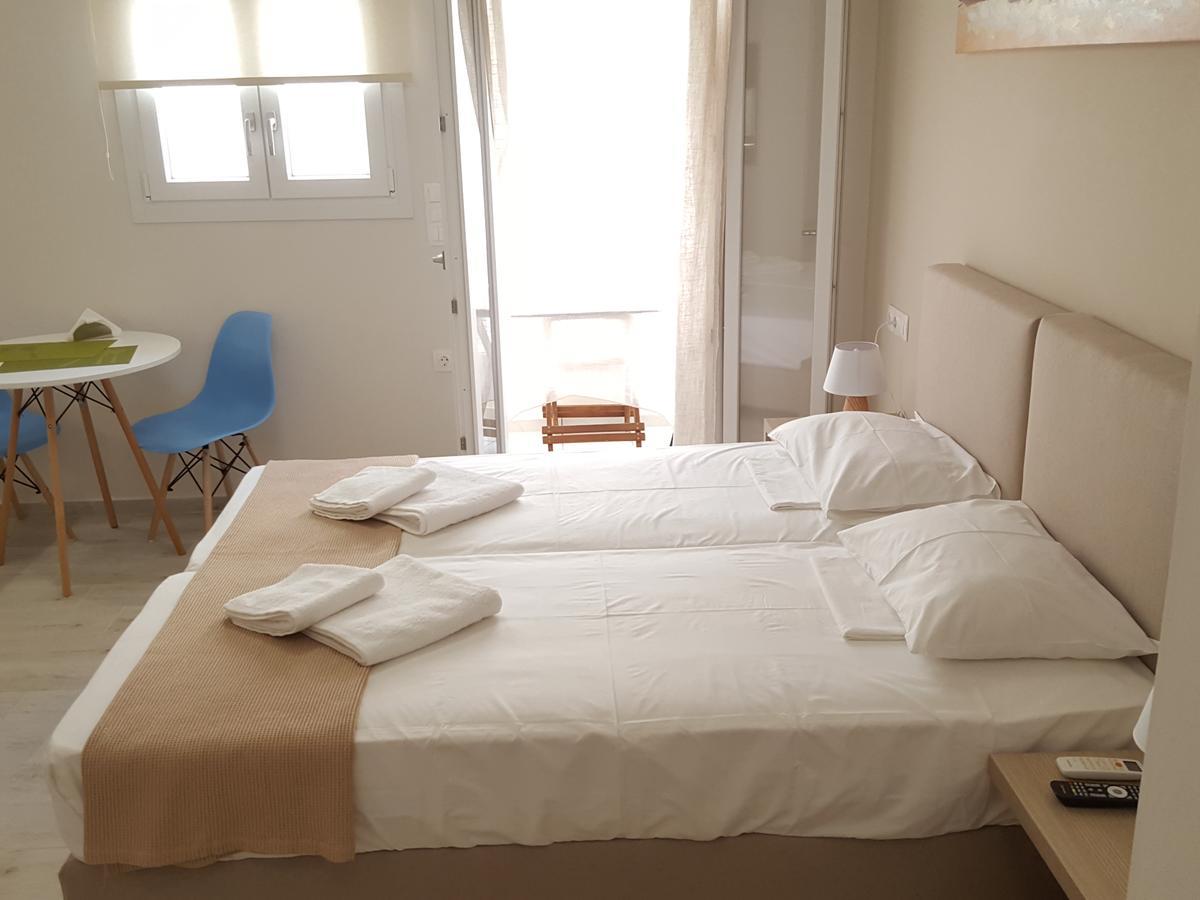Minimalistic Studio Apartments イラクリオン エクステリア 写真
